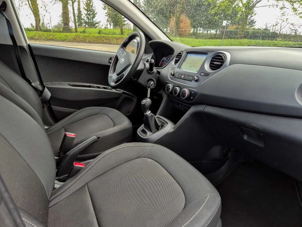 Hoofdafbeelding Hyundai i10