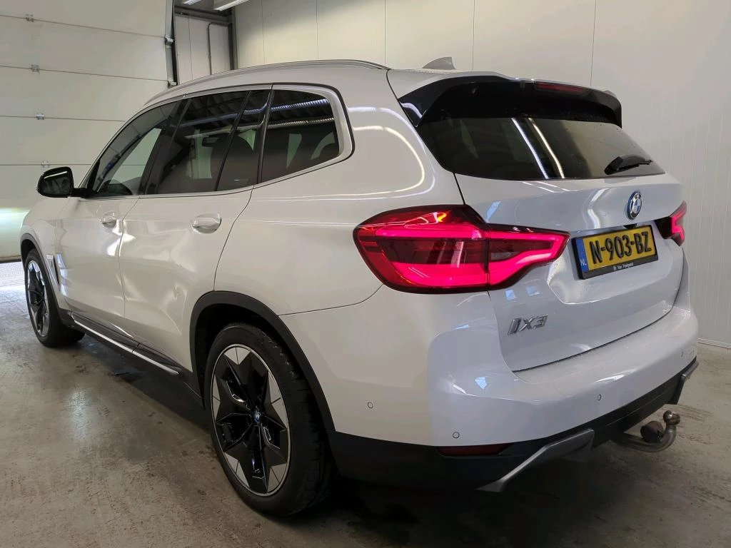 Hoofdafbeelding BMW iX3
