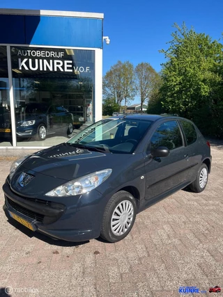Peugeot 206 + 1.1 XR