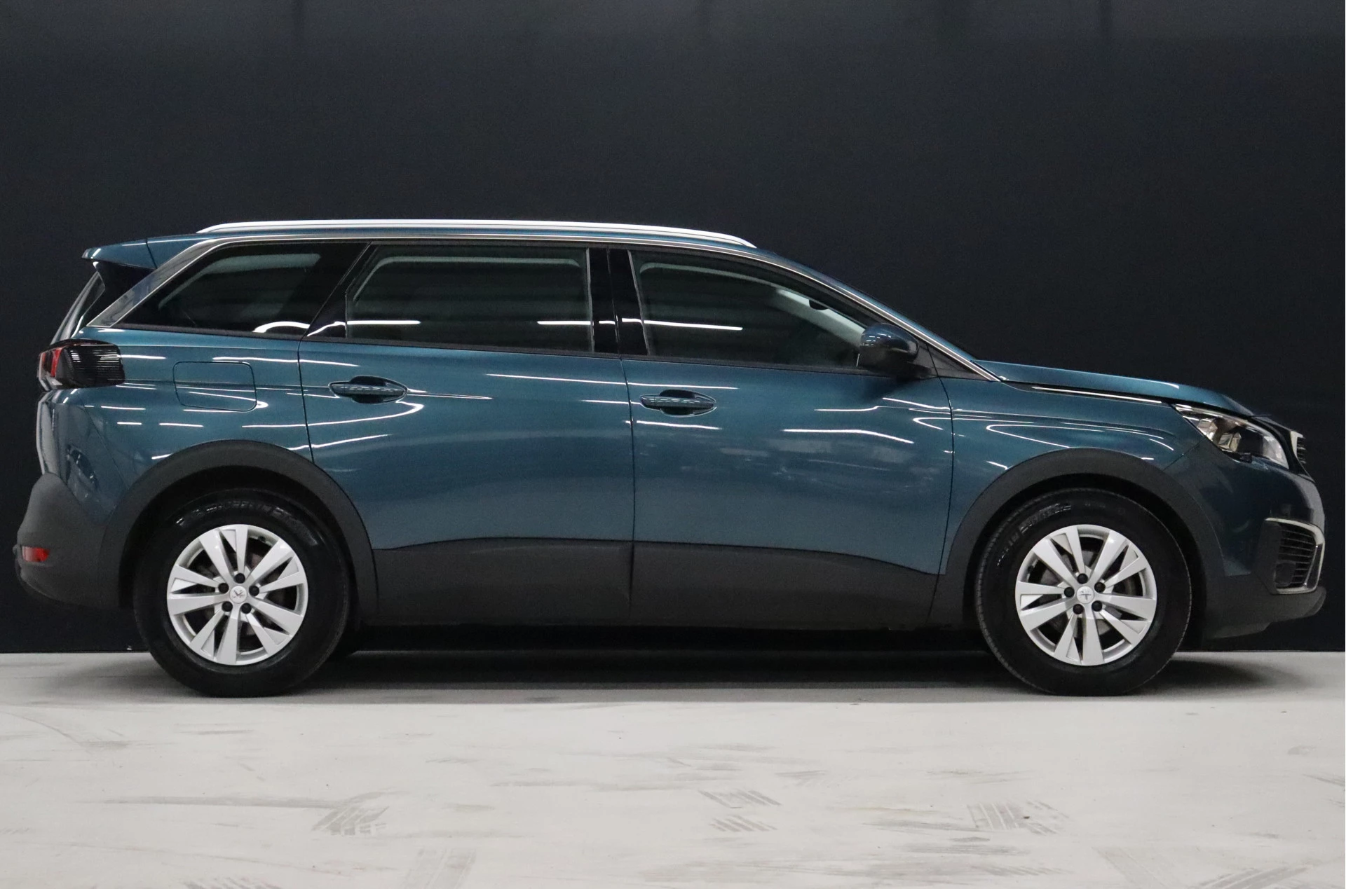 Hoofdafbeelding Peugeot 5008