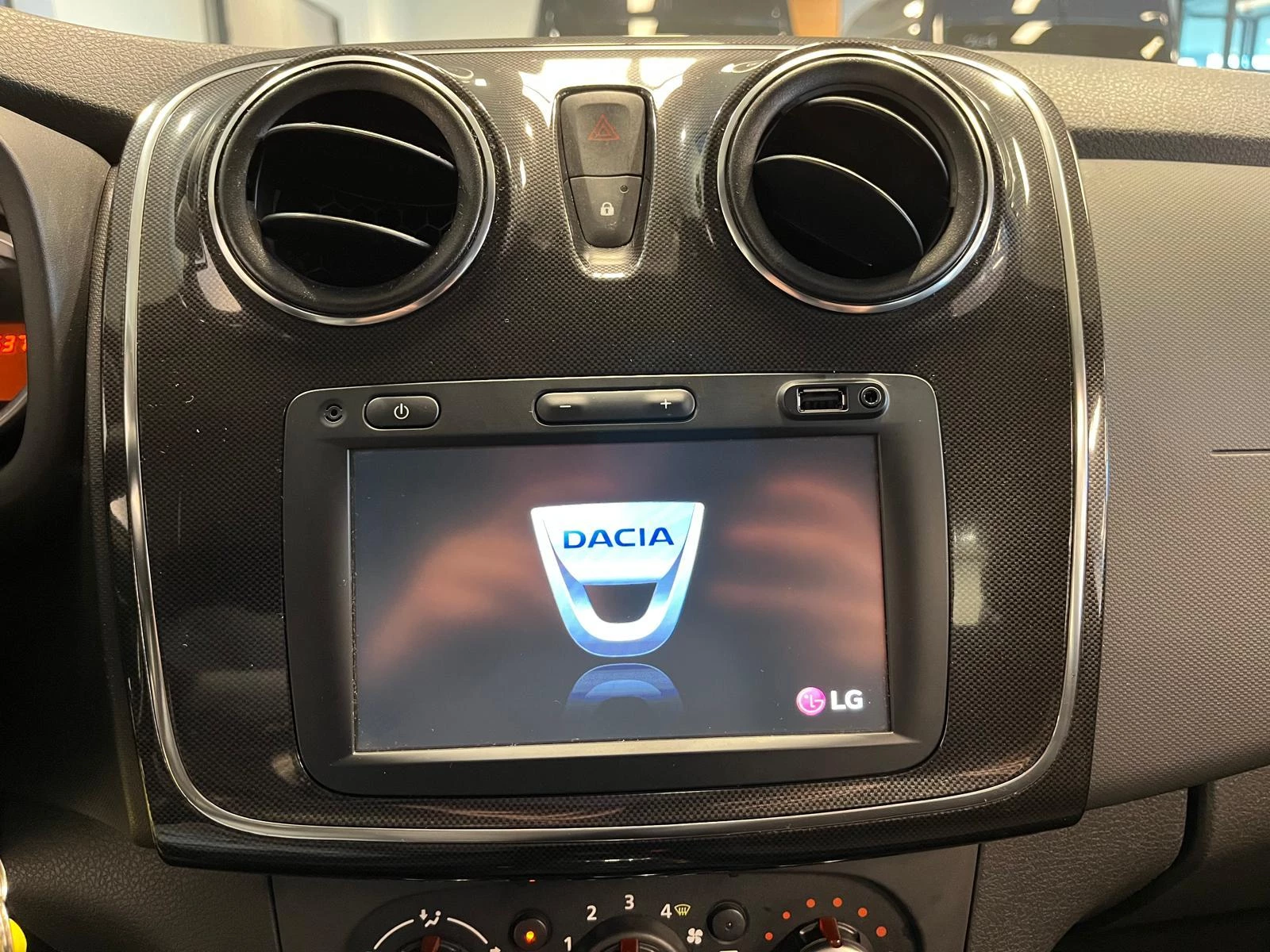 Hoofdafbeelding Dacia Logan