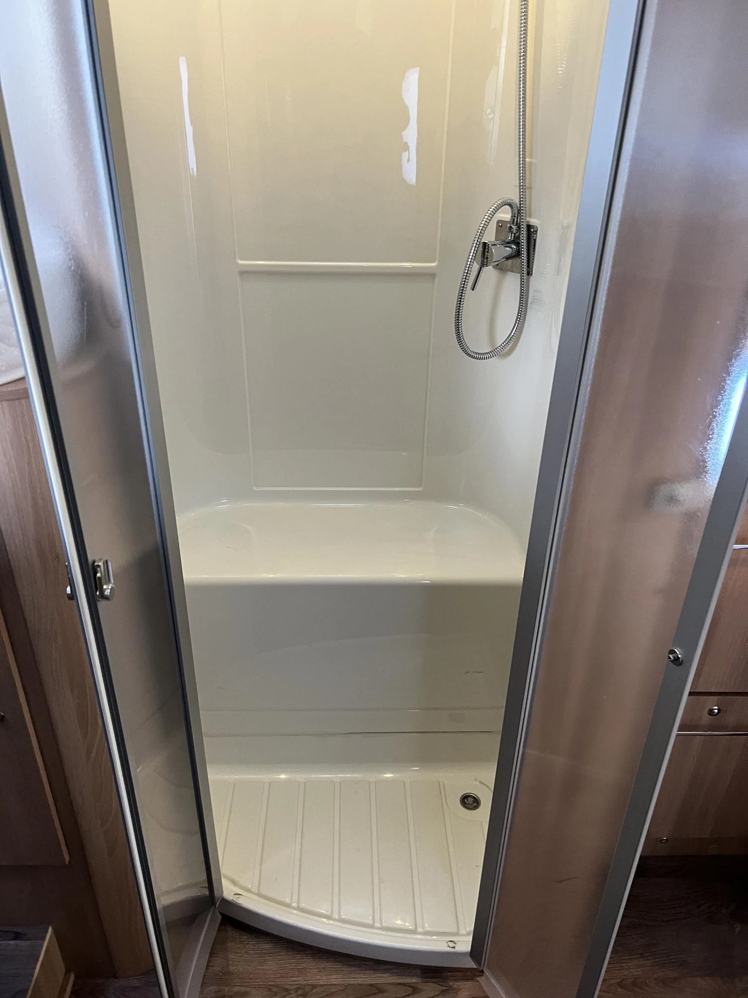 Hoofdafbeelding Roller team Kronos 284 tl