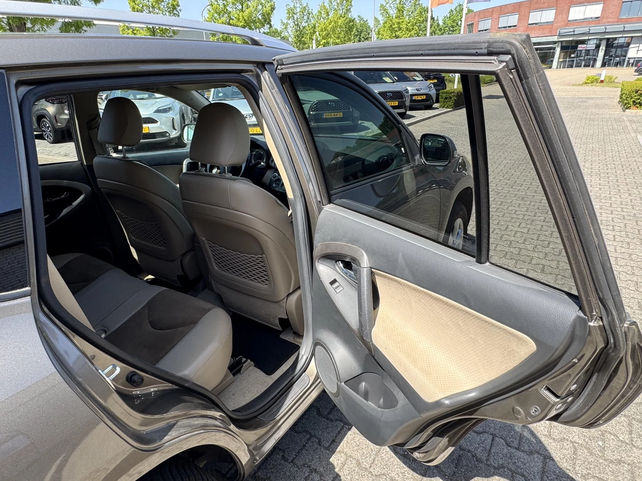 Hoofdafbeelding Toyota RAV4