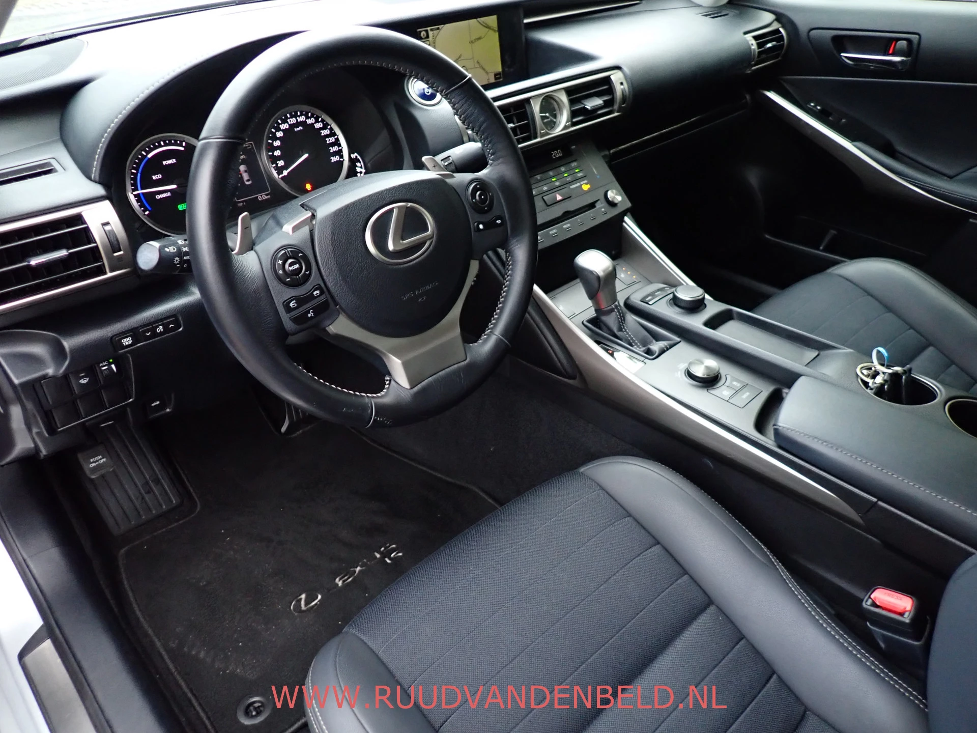 Hoofdafbeelding Lexus IS