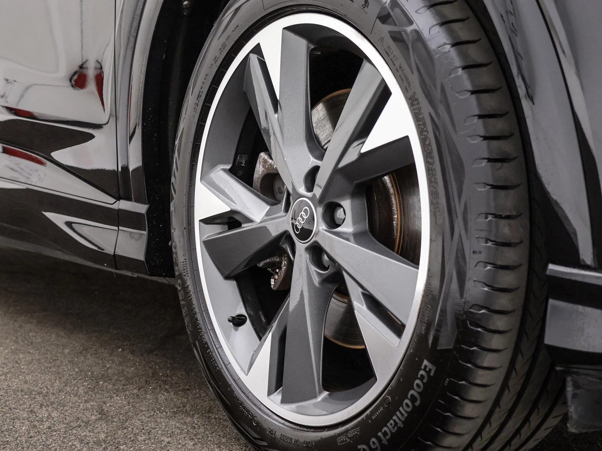 Hoofdafbeelding Audi Q4 e-tron