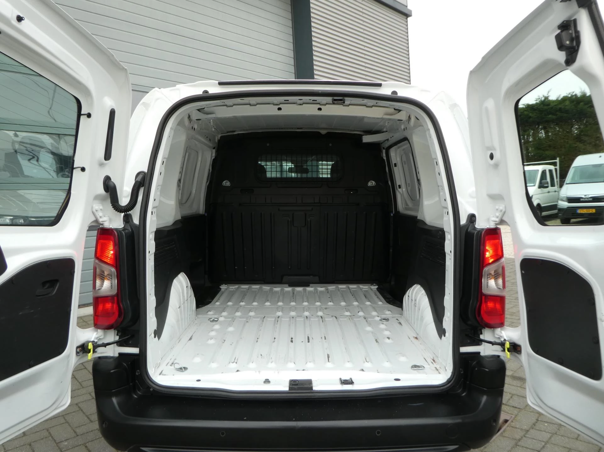 Hoofdafbeelding Peugeot Partner