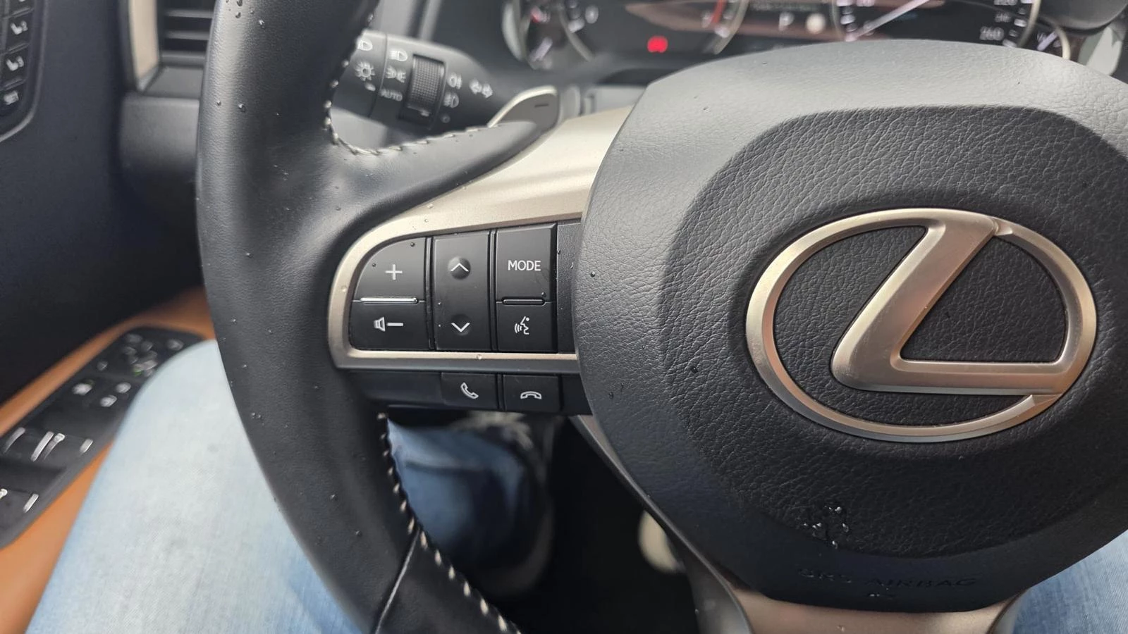 Hoofdafbeelding Lexus RX