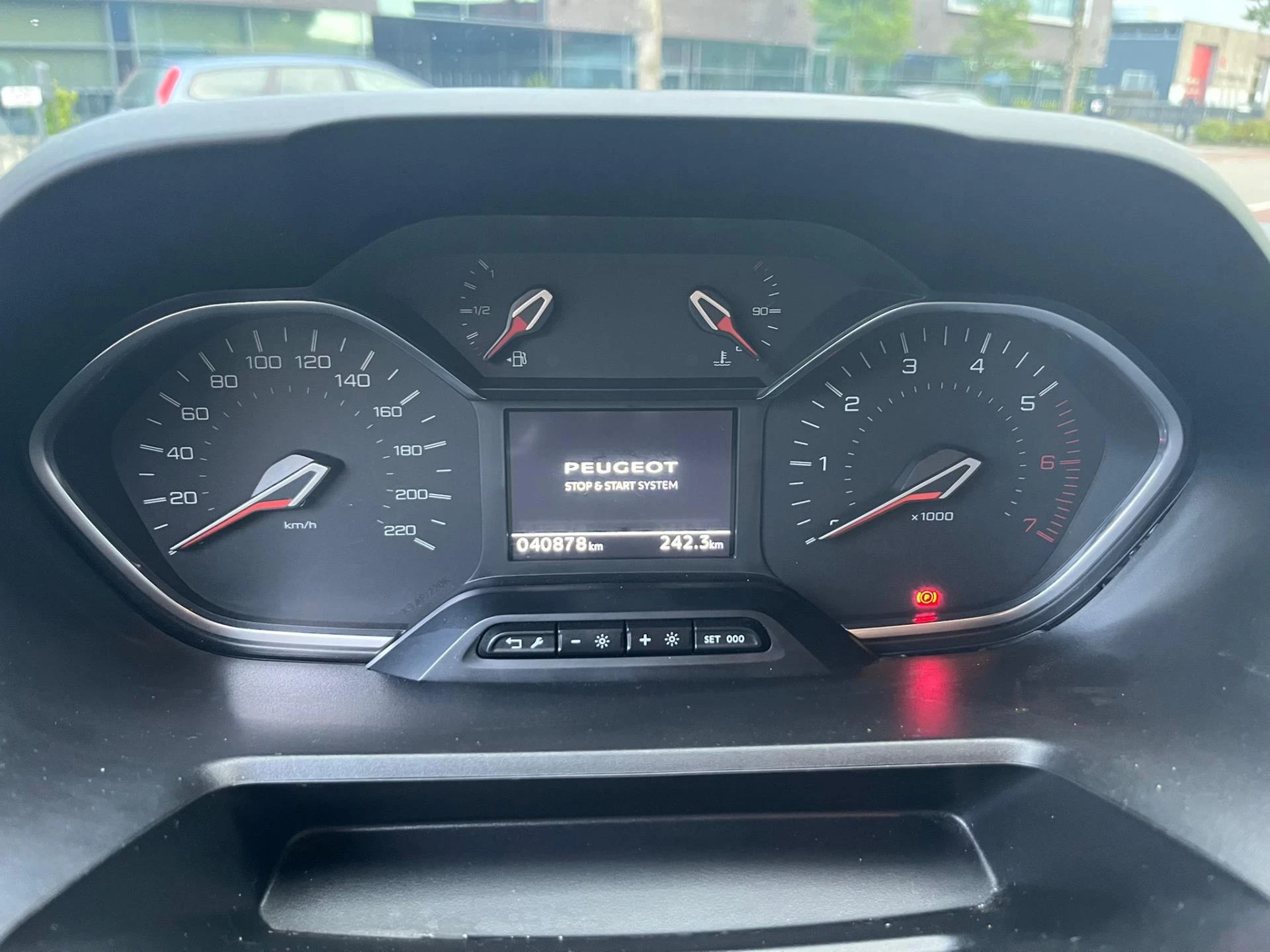 Hoofdafbeelding Peugeot Rifter