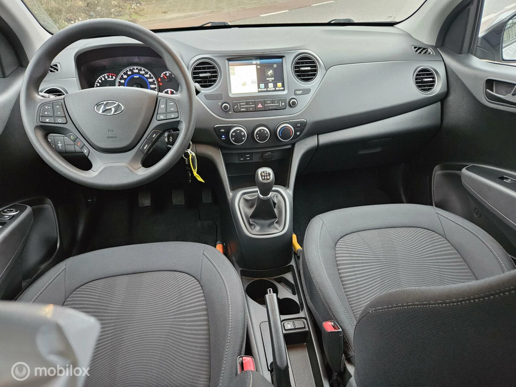 Hoofdafbeelding Hyundai i10