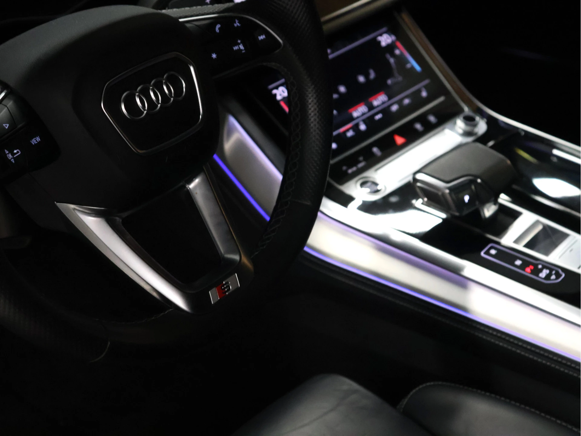 Hoofdafbeelding Audi Q8