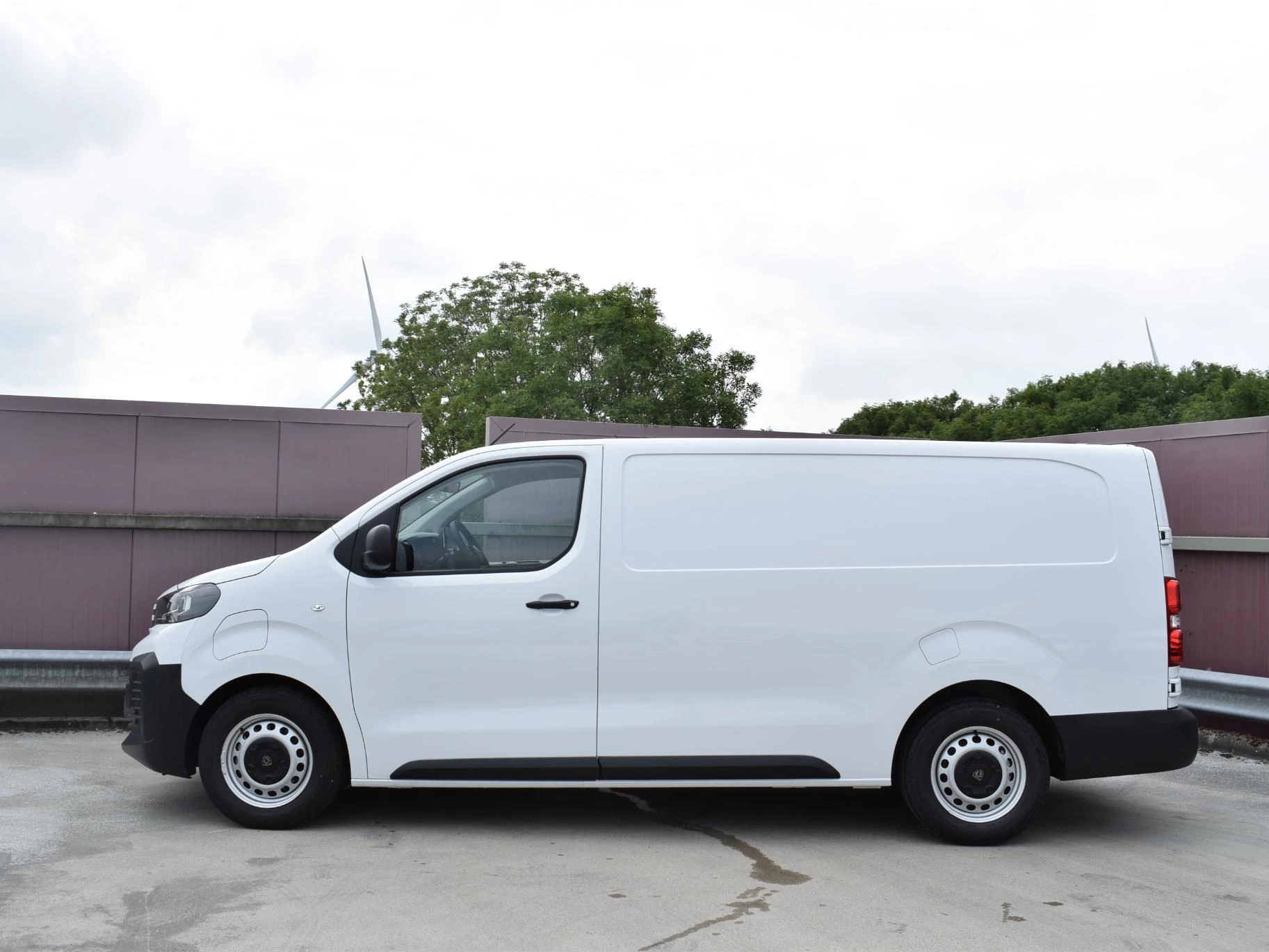 Hoofdafbeelding Peugeot e-Expert