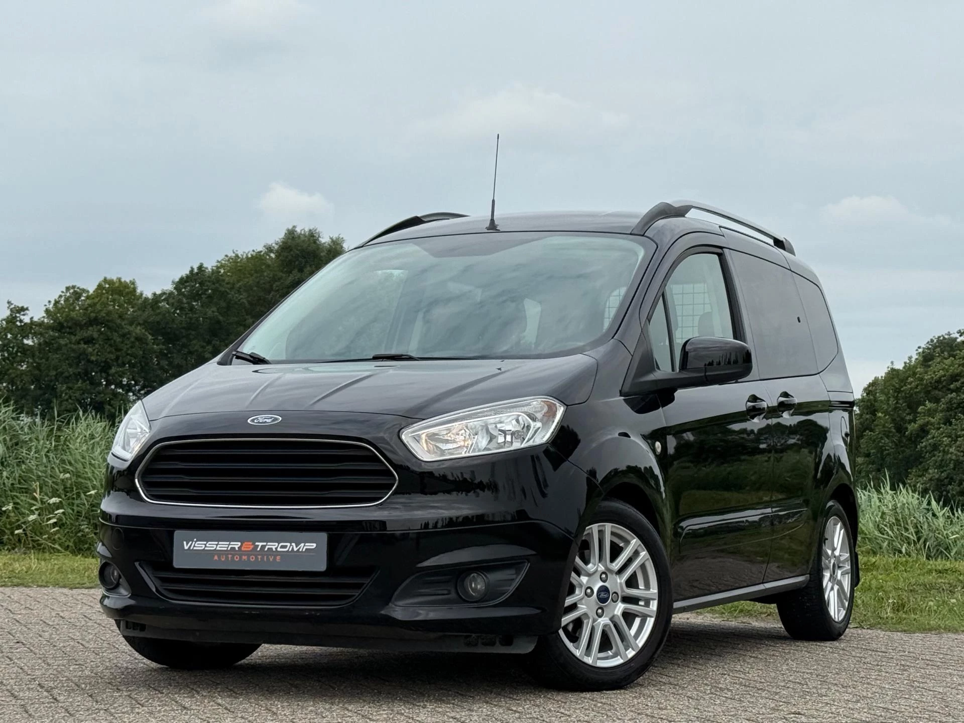 Hoofdafbeelding Ford Tourneo Courier