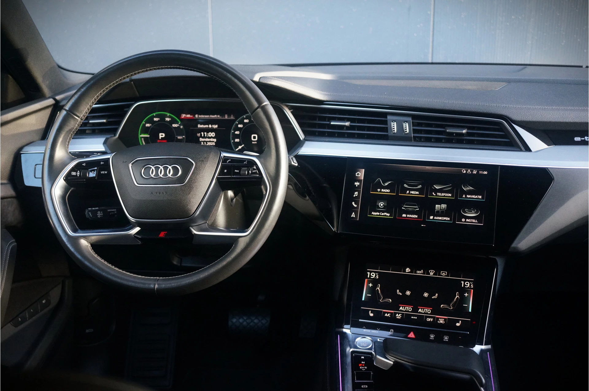 Hoofdafbeelding Audi e-tron