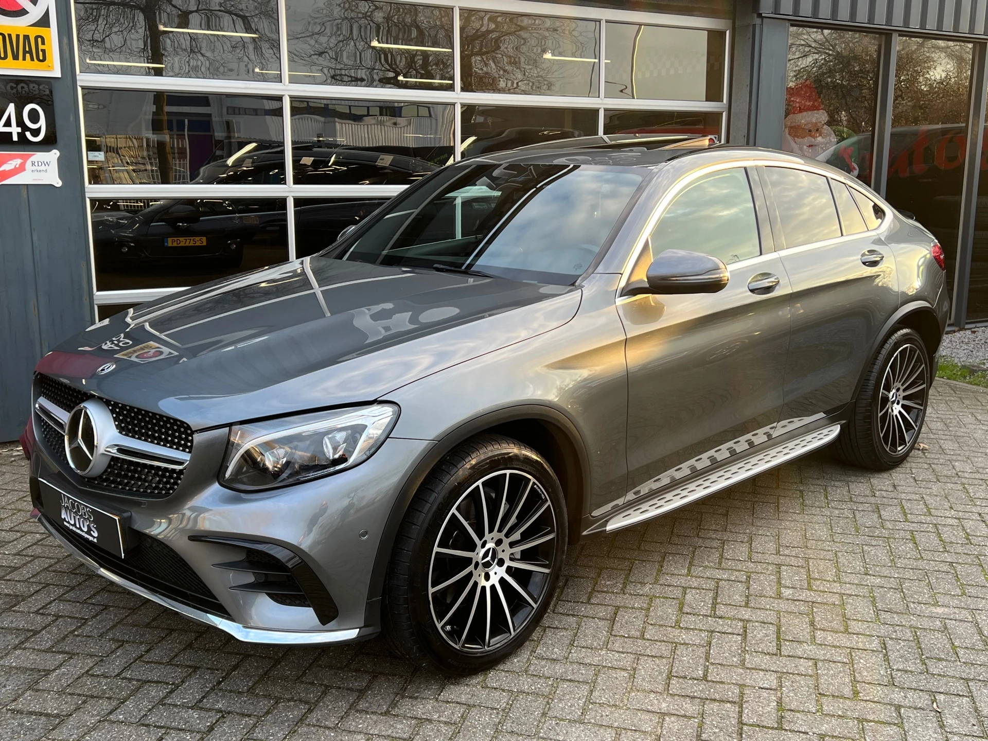 Hoofdafbeelding Mercedes-Benz GLC