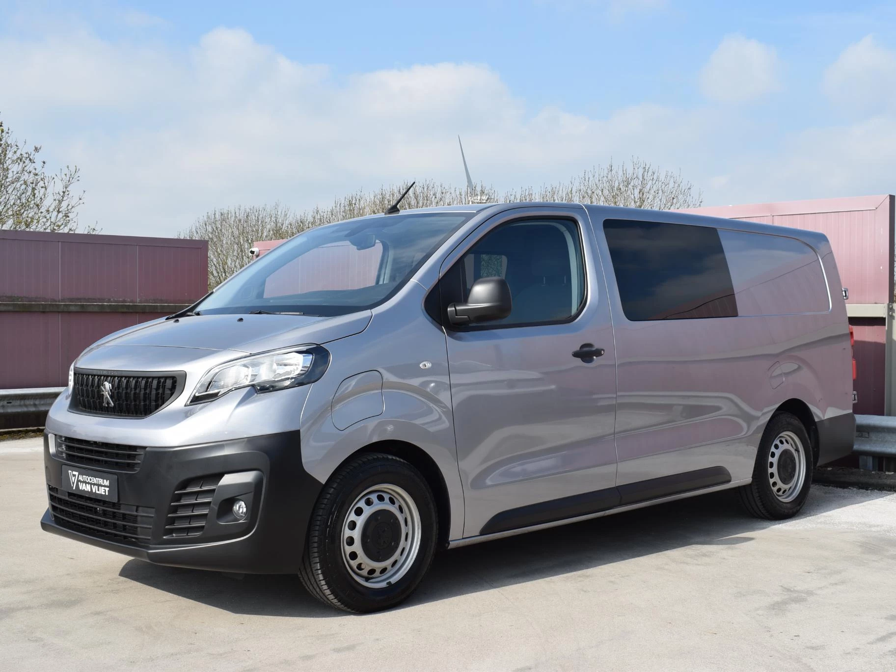 Hoofdafbeelding Peugeot e-Expert