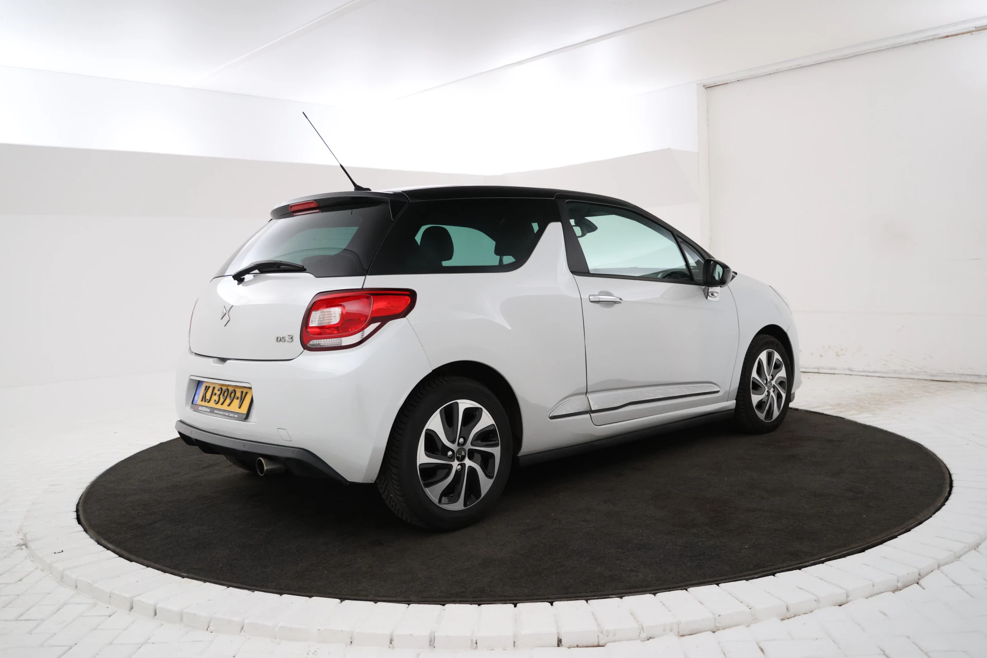 Hoofdafbeelding DS DS 3