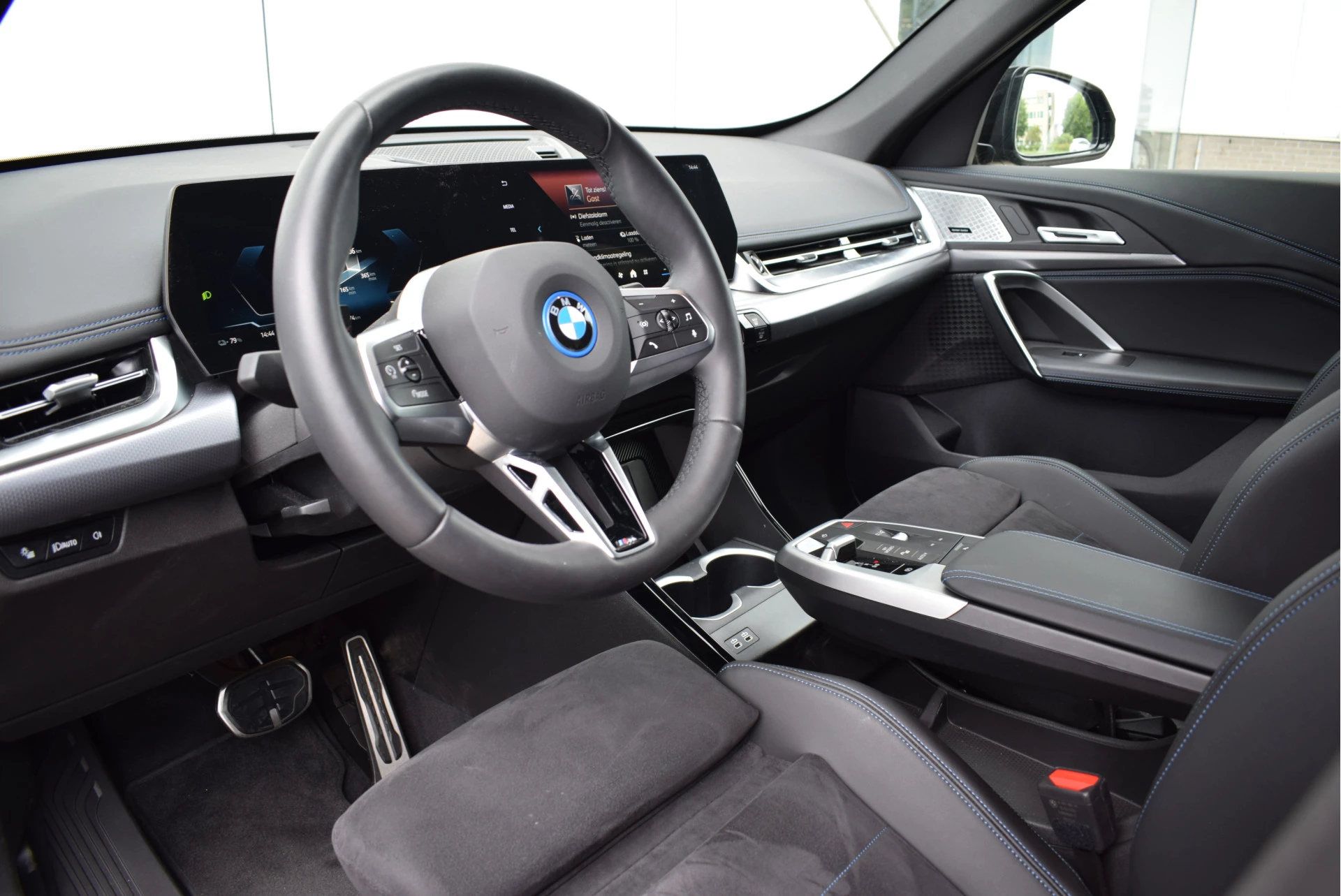Hoofdafbeelding BMW iX1