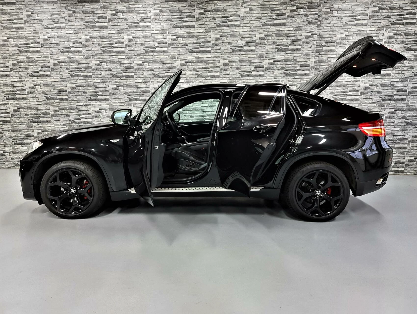 Hoofdafbeelding BMW X6