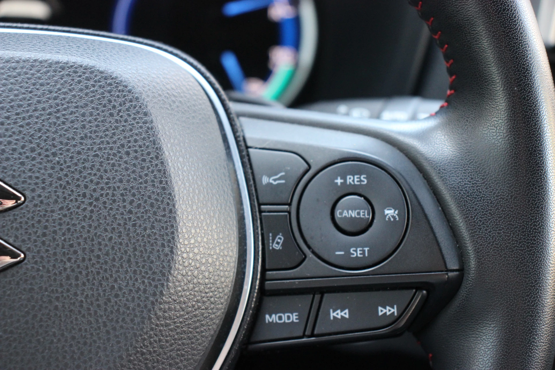 Hoofdafbeelding Suzuki Across