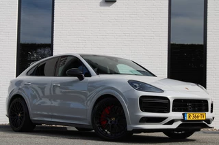 Porsche Cayenne Coupé 4.0 Turbo S E-Hybrid / Sportdesign Pakket / Hoogglans / Krijt / Vol Opties / NIEUWSTAAT
