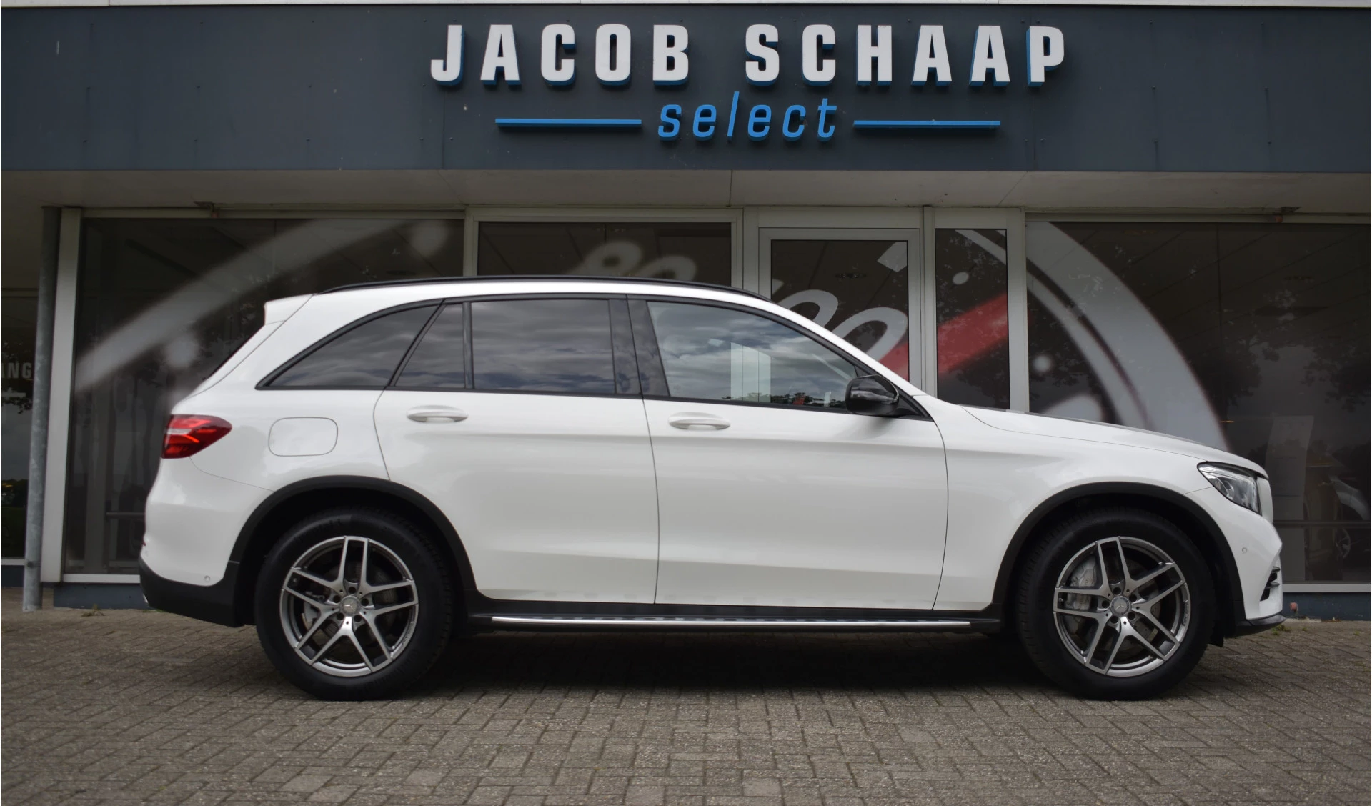 Hoofdafbeelding Mercedes-Benz GLC