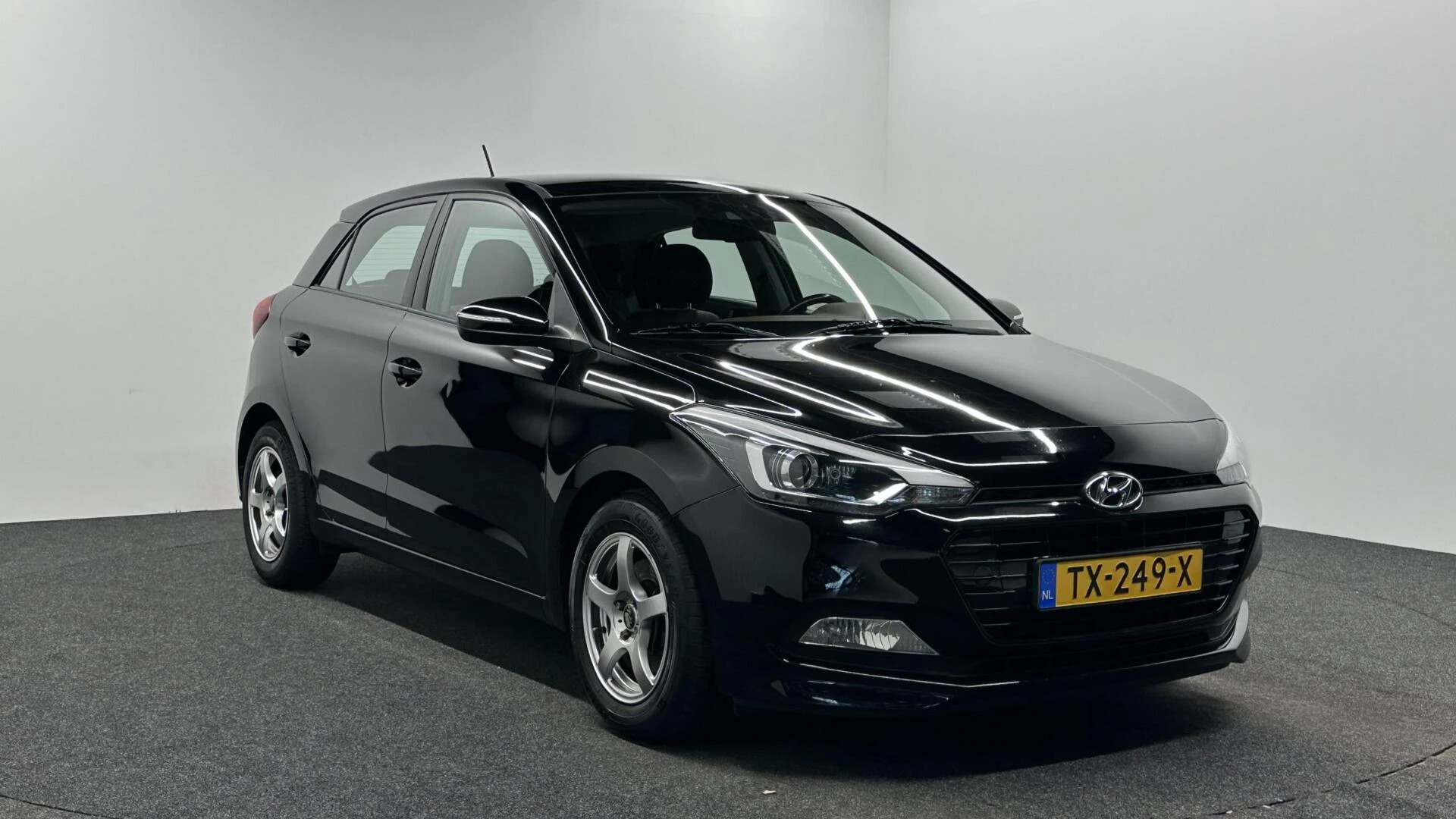 Hoofdafbeelding Hyundai i20
