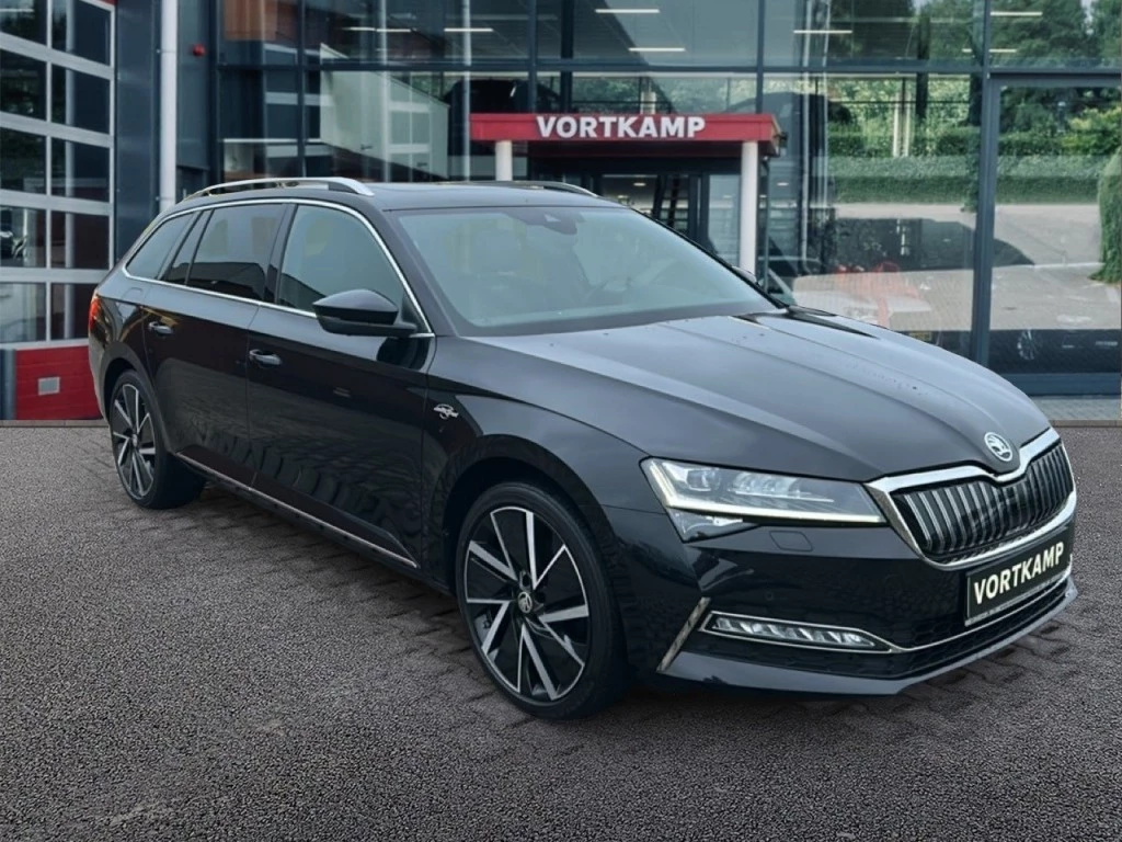 Hoofdafbeelding Škoda Superb
