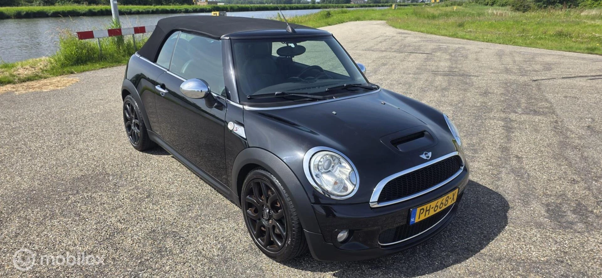 Hoofdafbeelding MINI Cooper S Cabrio