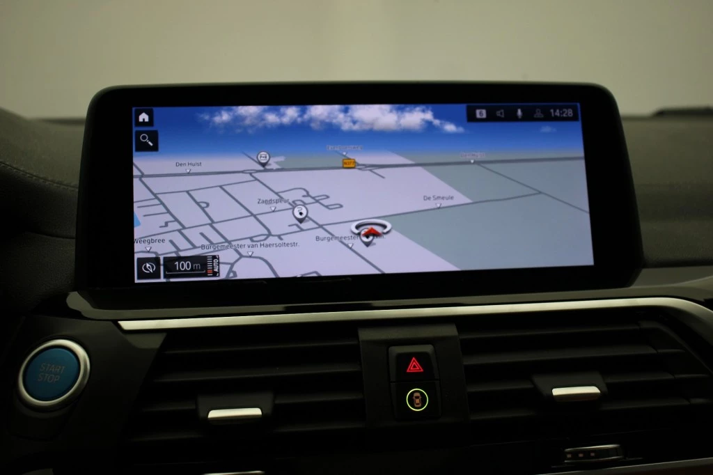Hoofdafbeelding BMW iX3