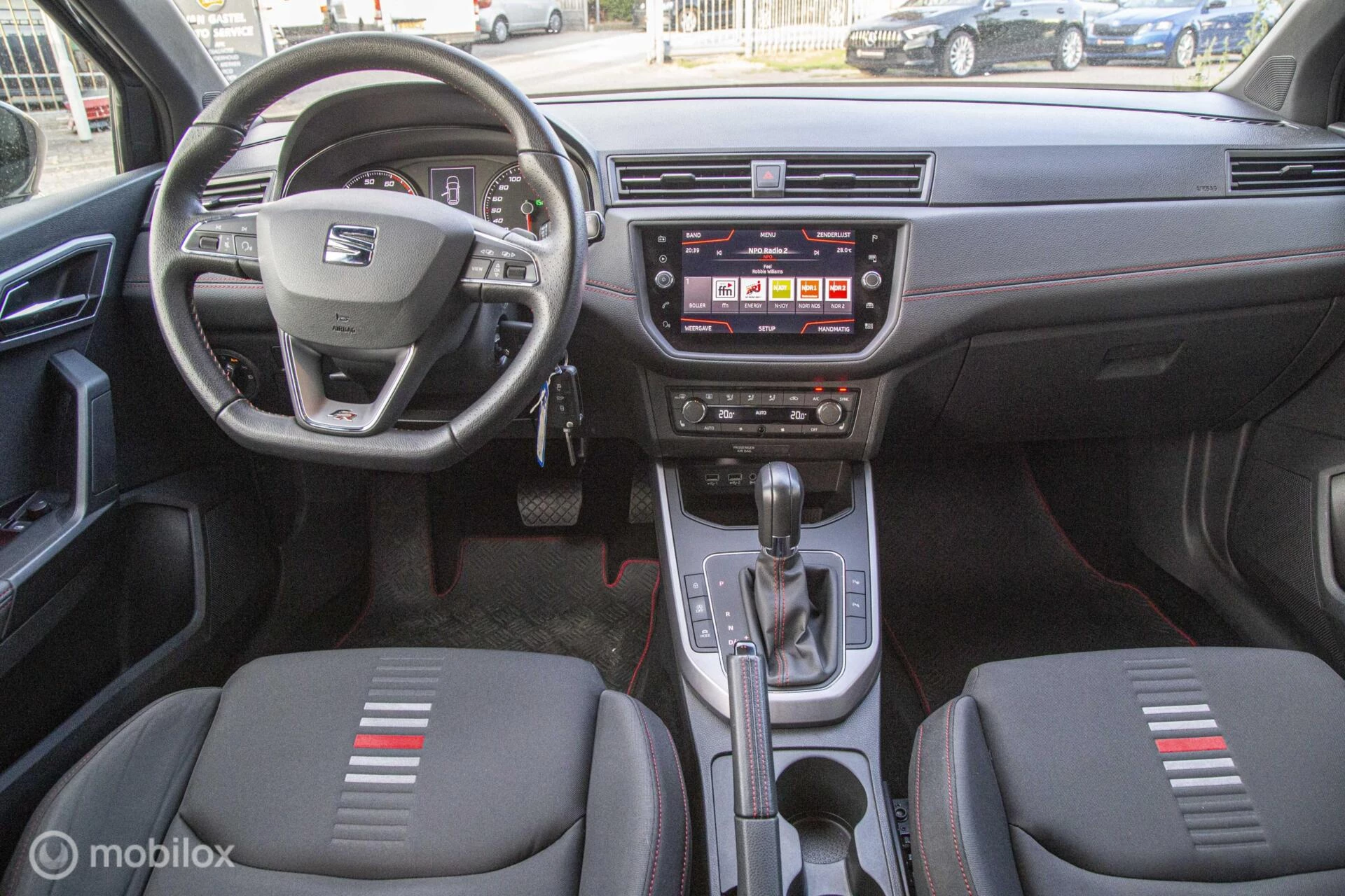 Hoofdafbeelding SEAT Arona