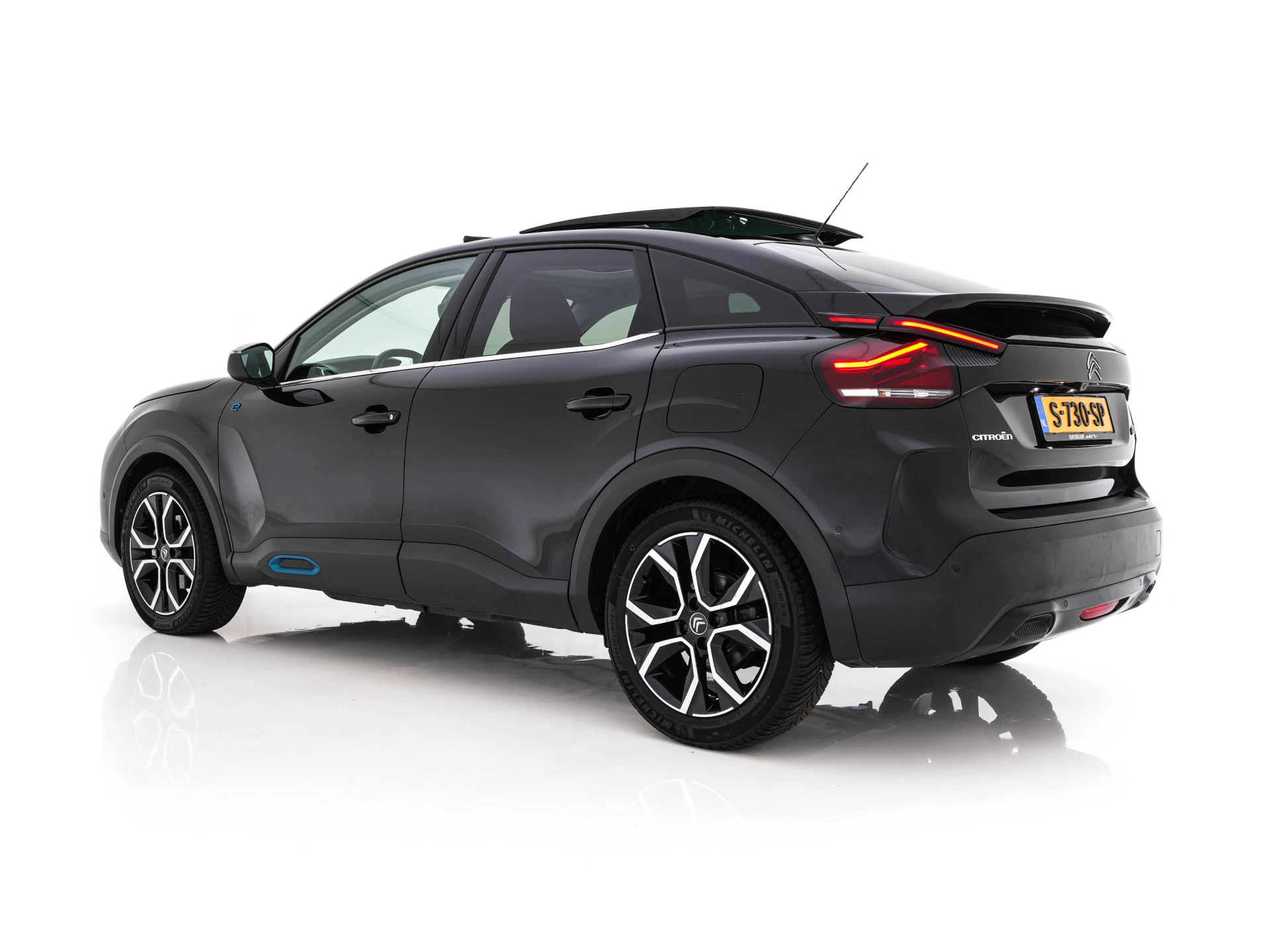 Hoofdafbeelding Citroën ë-C4