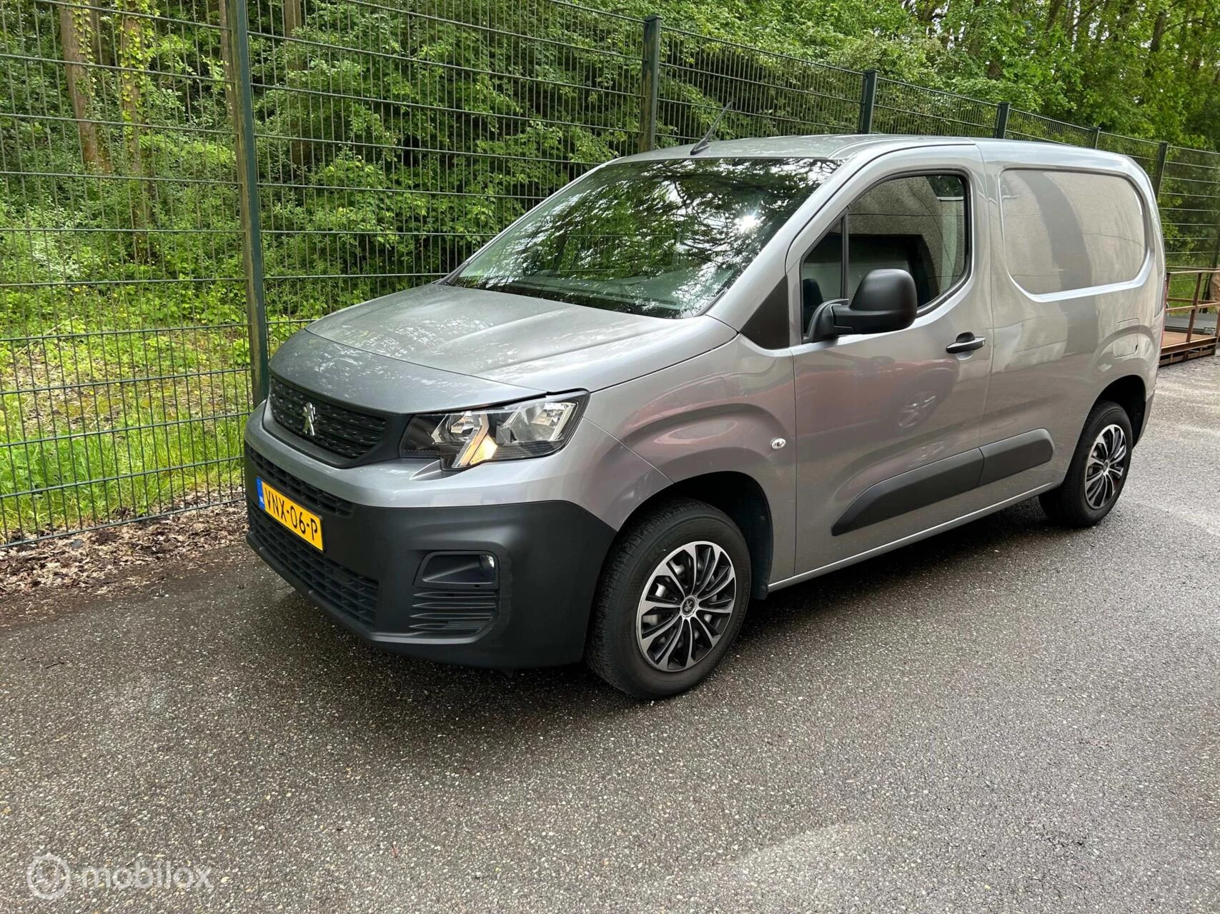 Hoofdafbeelding Peugeot Partner