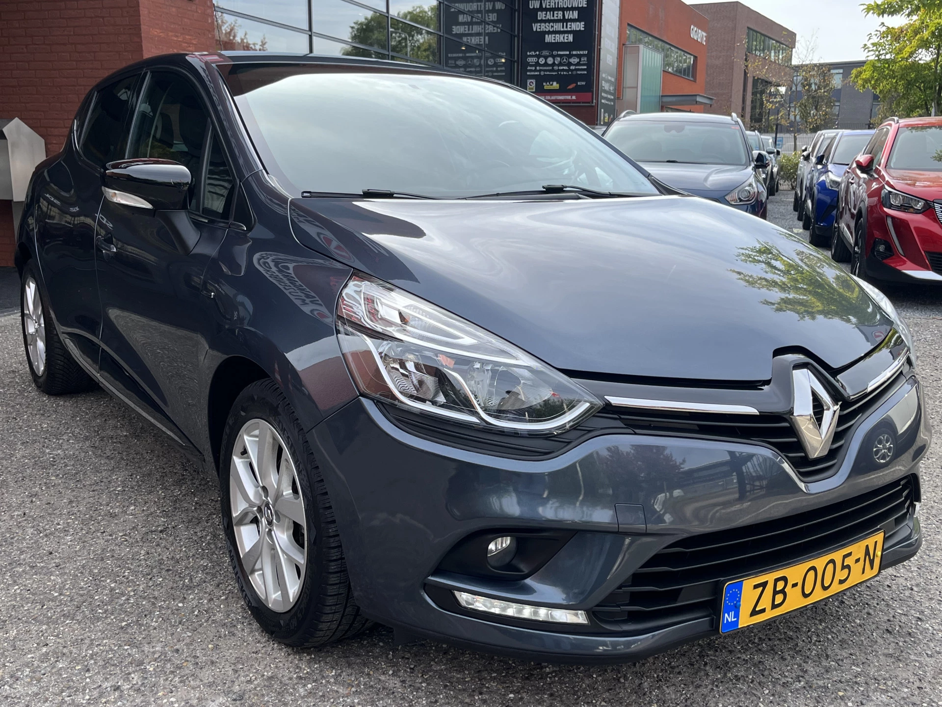 Hoofdafbeelding Renault Clio