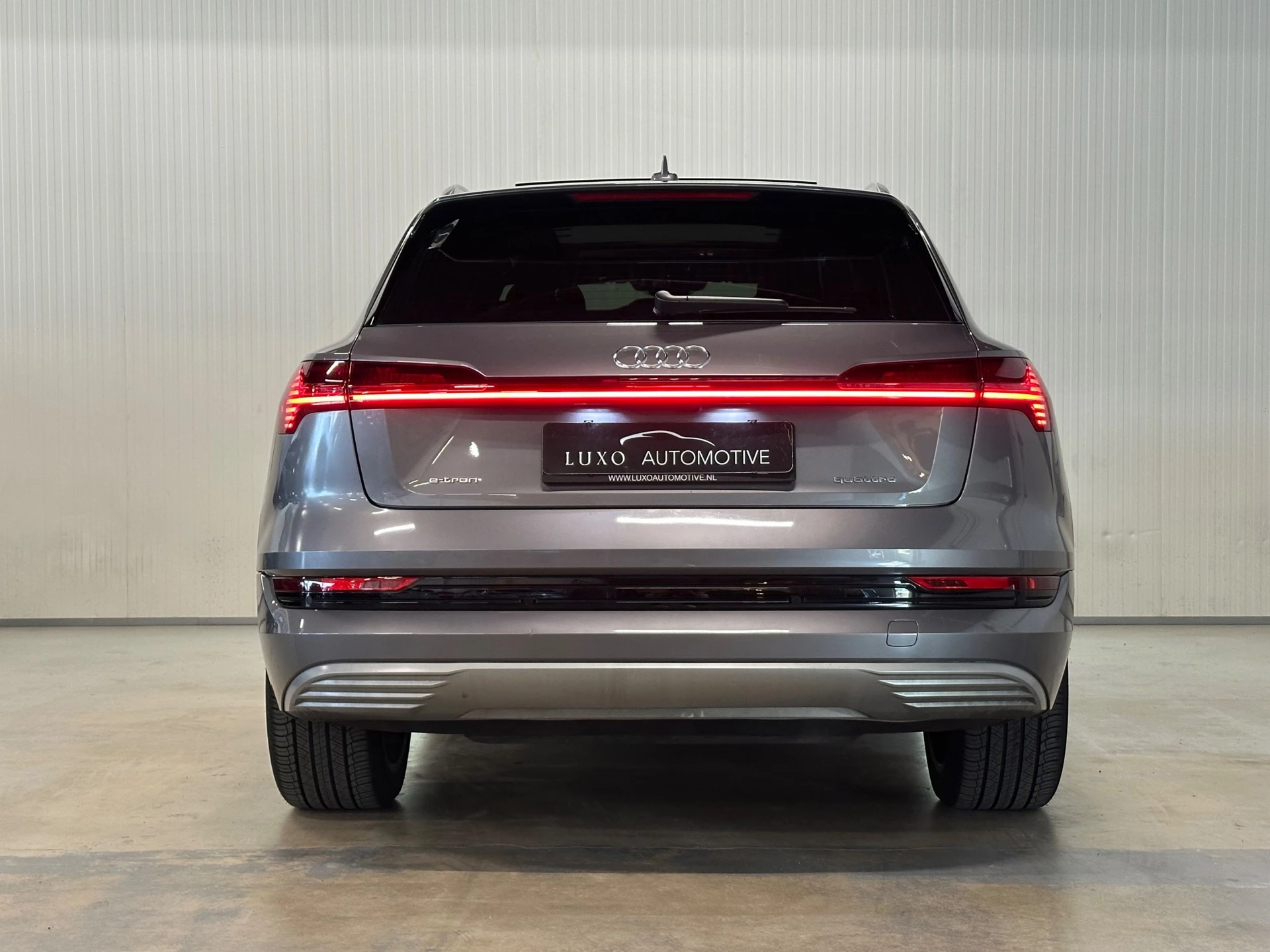 Hoofdafbeelding Audi e-tron