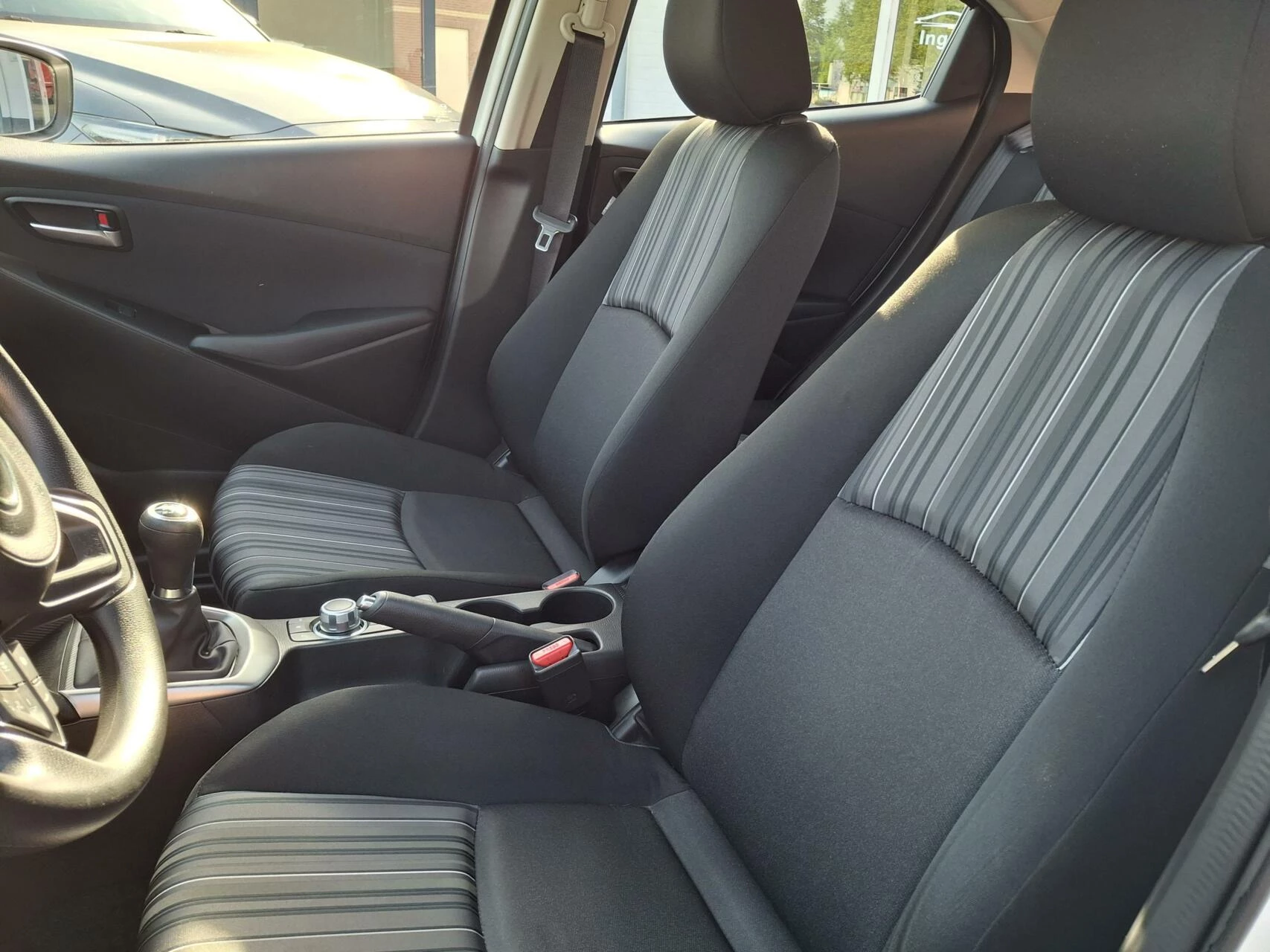 Hoofdafbeelding Mazda 2