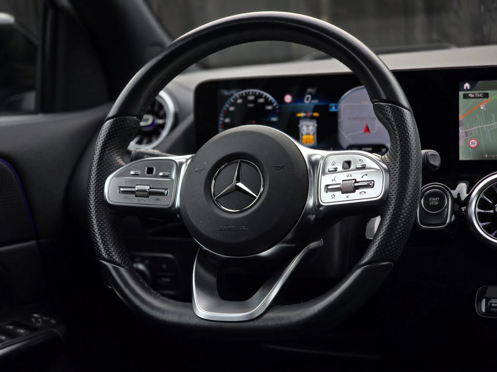 Hoofdafbeelding Mercedes-Benz EQA