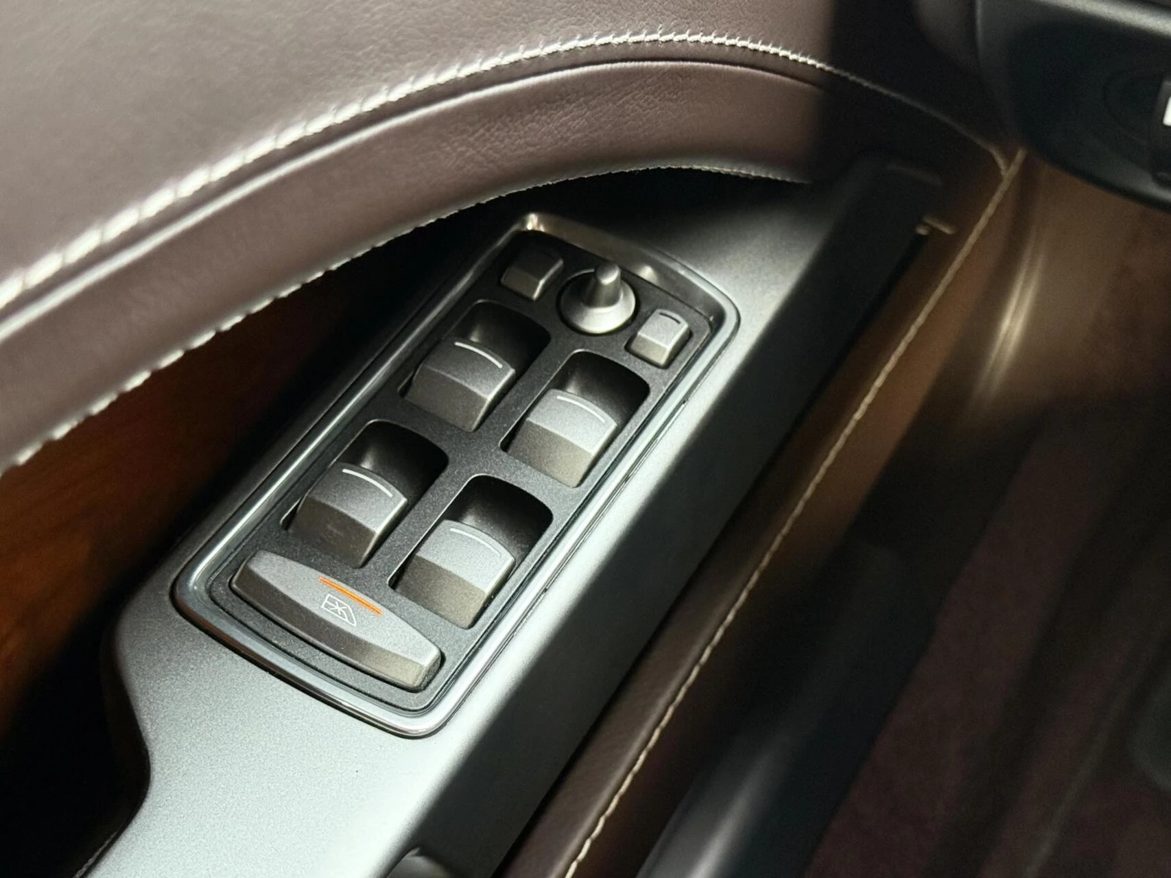 Hoofdafbeelding Aston Martin Rapide