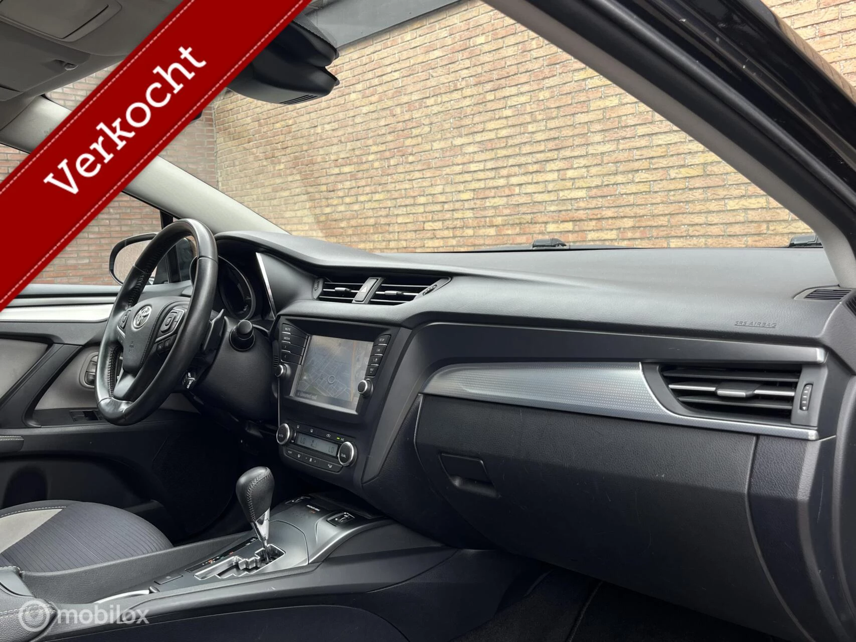 Hoofdafbeelding Toyota Avensis