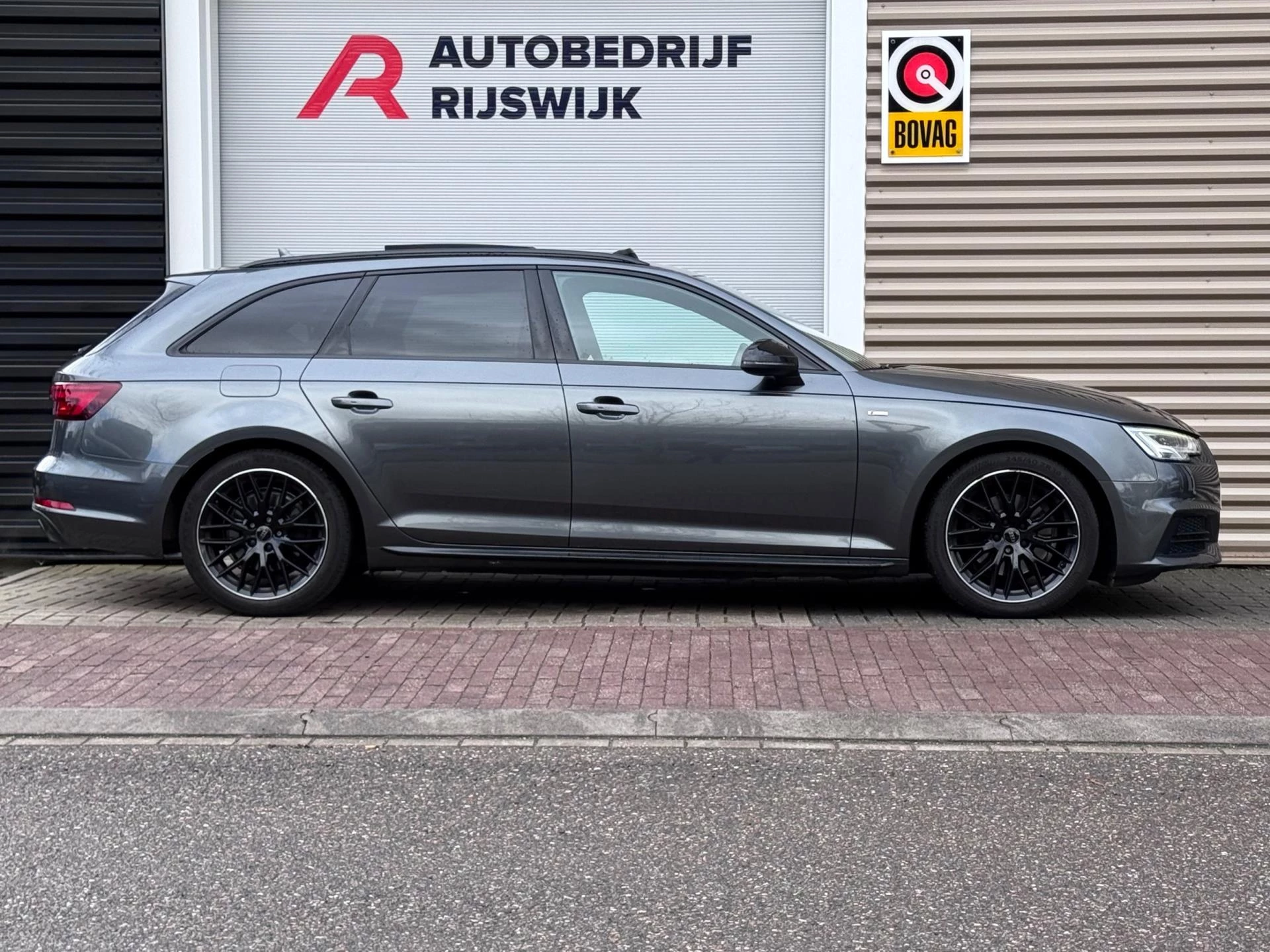 Hoofdafbeelding Audi A4