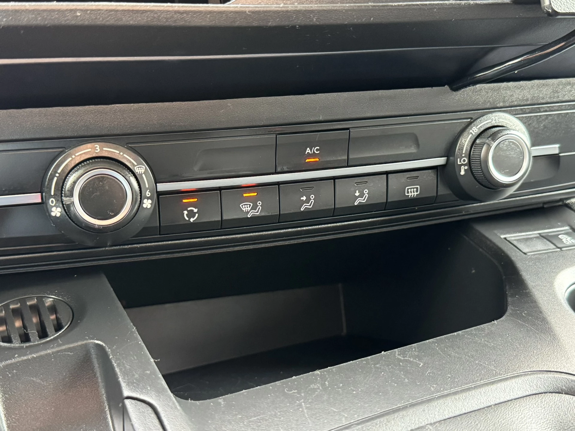 Hoofdafbeelding Peugeot Rifter