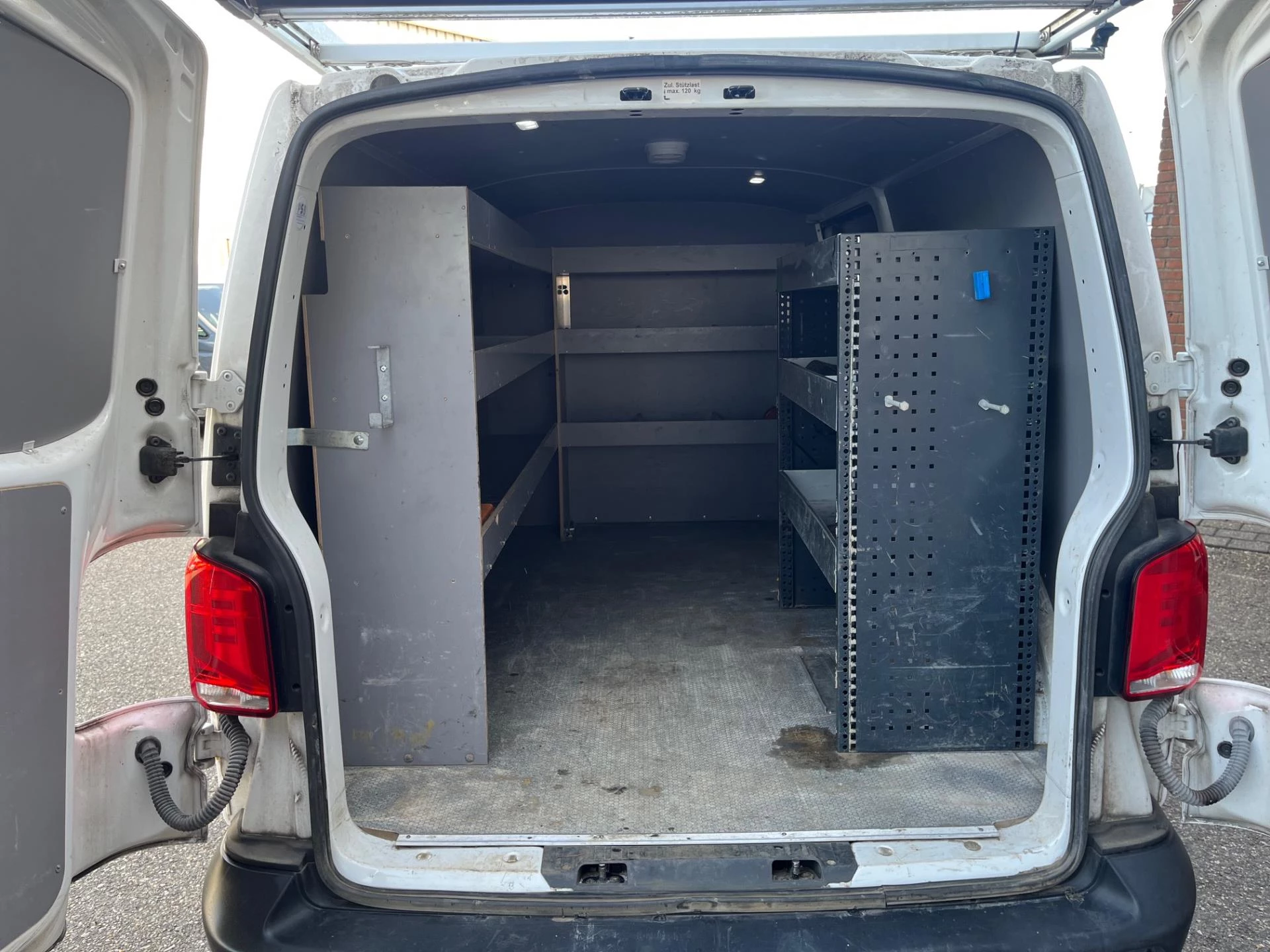 Hoofdafbeelding Volkswagen Transporter