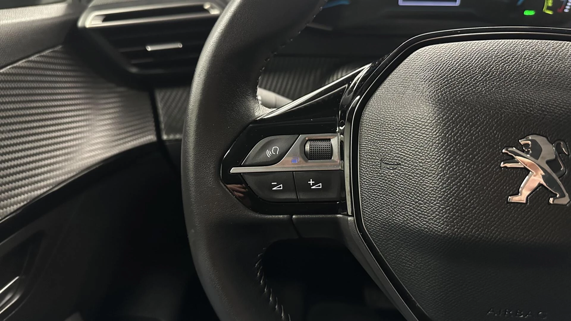 Hoofdafbeelding Peugeot e-208