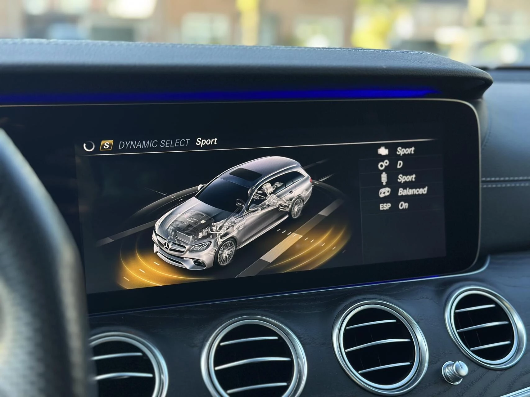 Hoofdafbeelding Mercedes-Benz E-Klasse