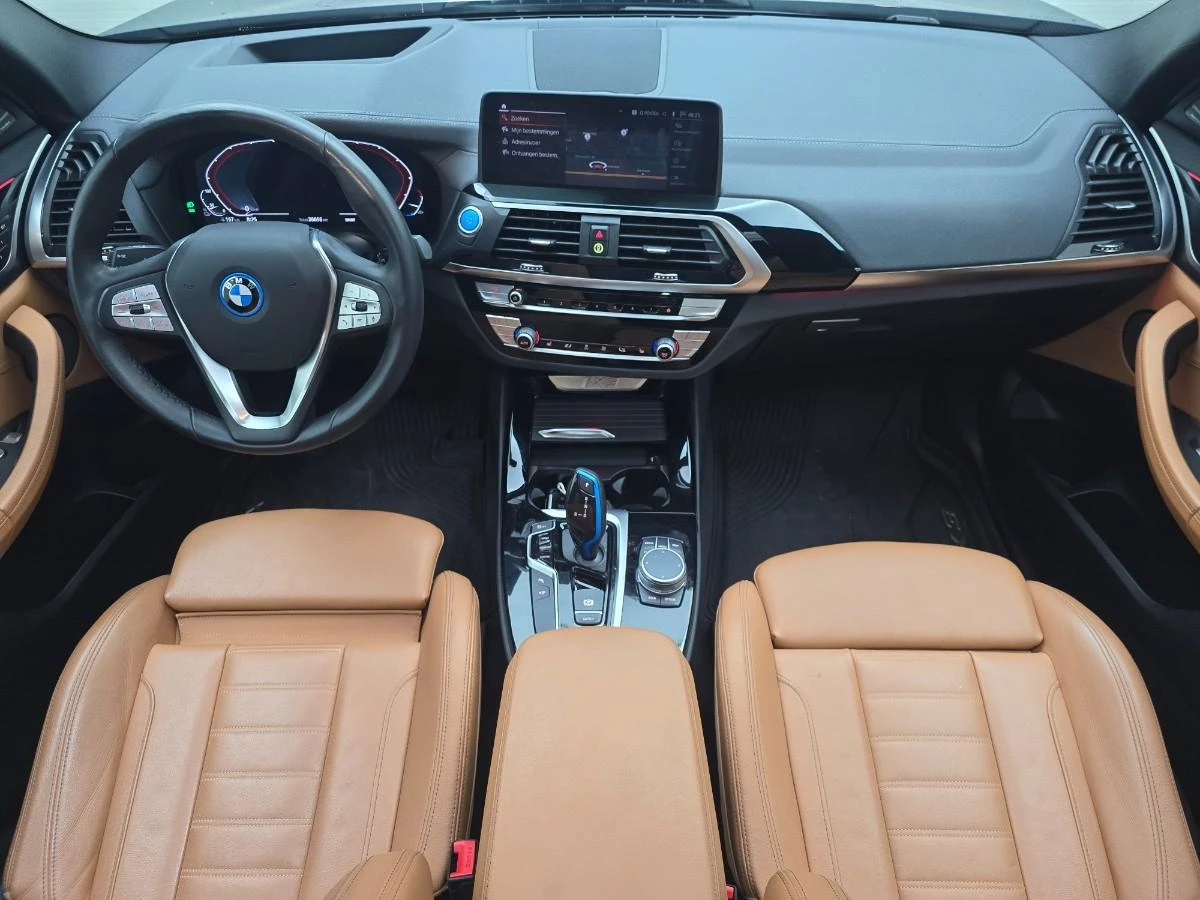 Hoofdafbeelding BMW iX3
