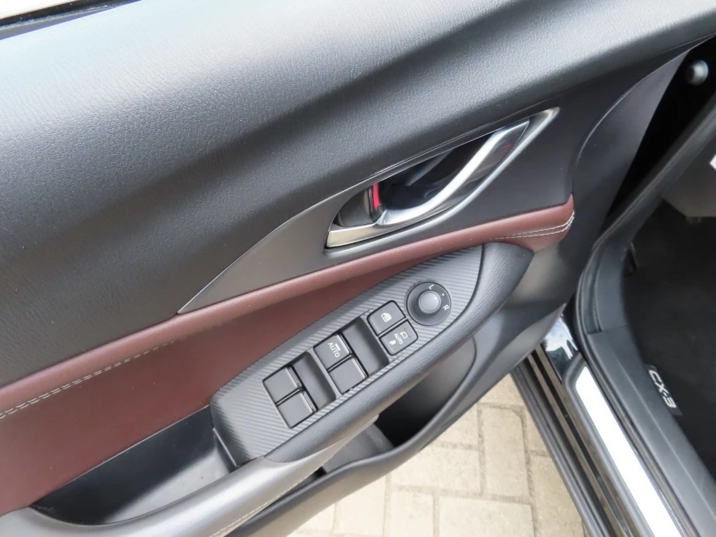Hoofdafbeelding Mazda CX-3