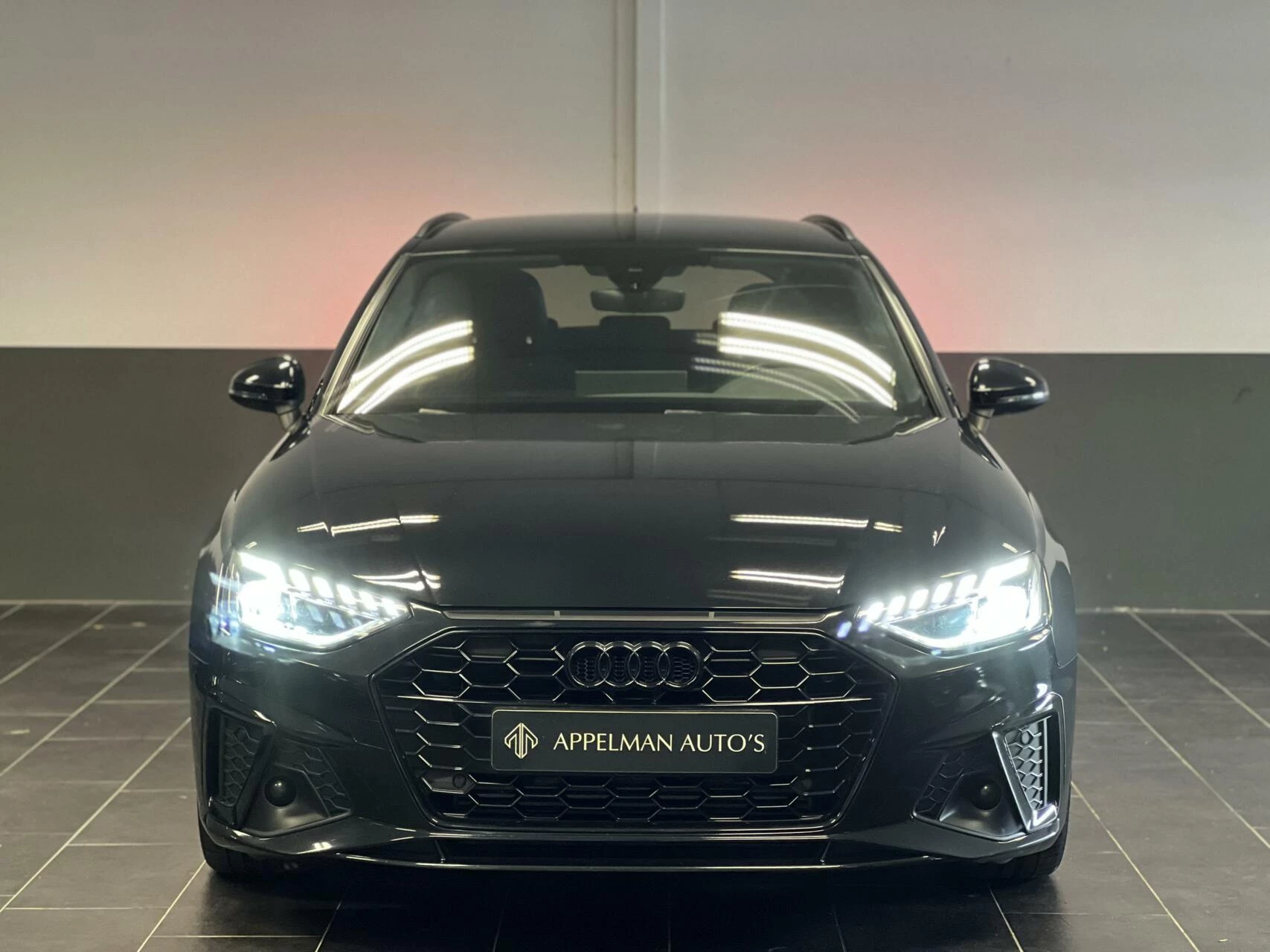 Hoofdafbeelding Audi A4