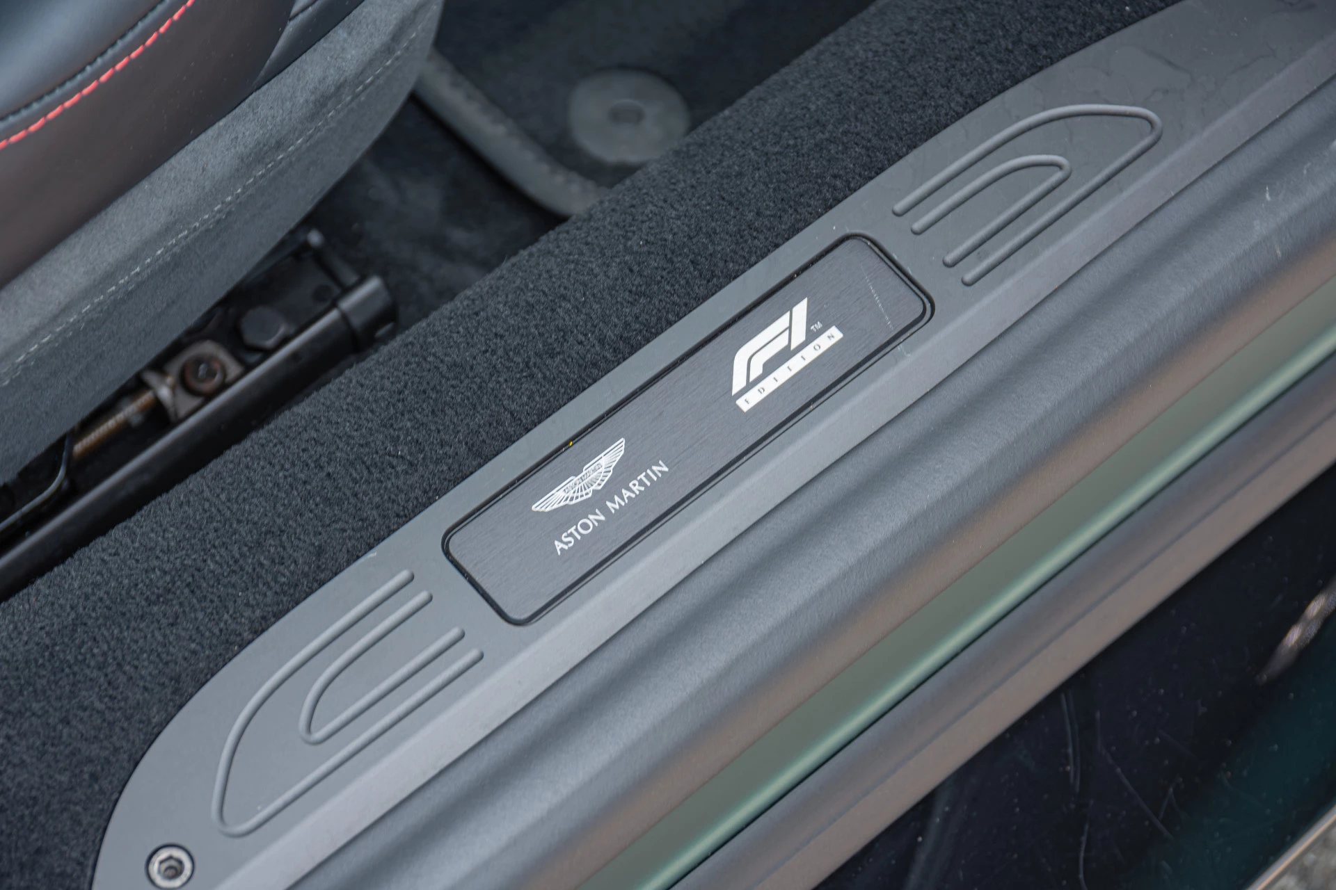 Hoofdafbeelding Aston Martin V8 Vantage