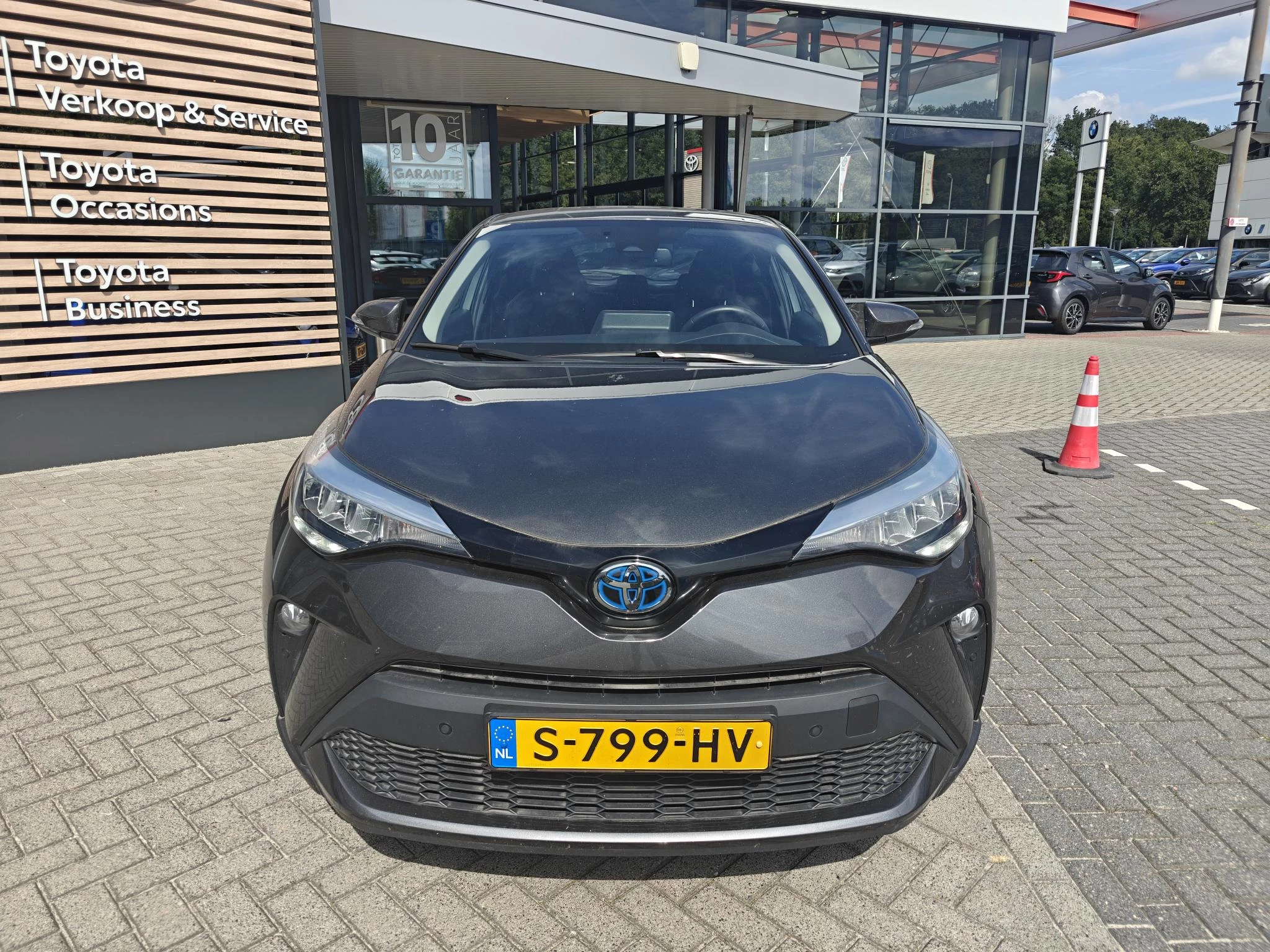 Hoofdafbeelding Toyota C-HR