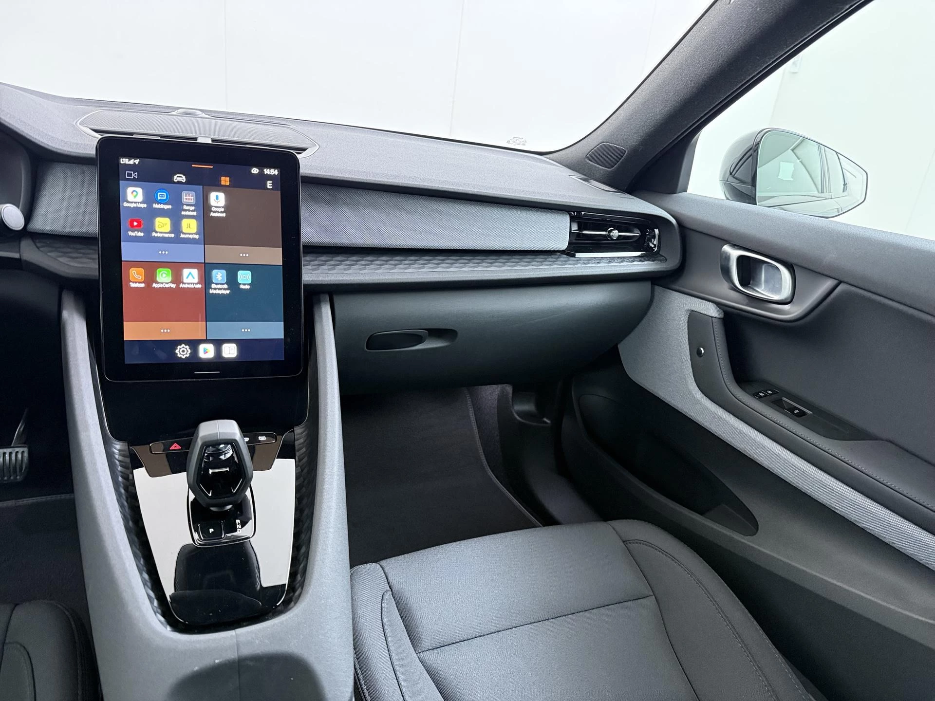 Hoofdafbeelding Polestar 2