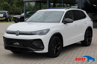 Volkswagen Tiguan 1.5 eHybrid R-Line Business 272pk PANO TREKHAAK BLACK PACK NIEUWE AUTO!
